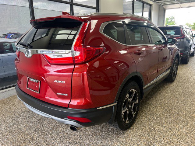 Used 2018 Honda CR-V Touring image 2