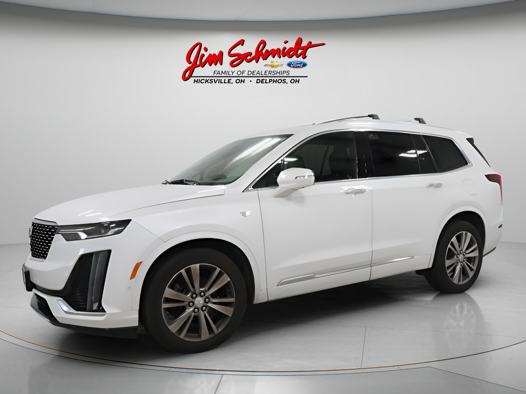 Used 2024 Cadillac XT6 Premium Luxury w/ Technology Package AWD/4WD image 2