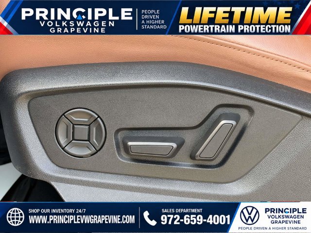 Used 2023 Audi Q8 Premium Plus w/ Premium Plus Package AWD/4WD image 14