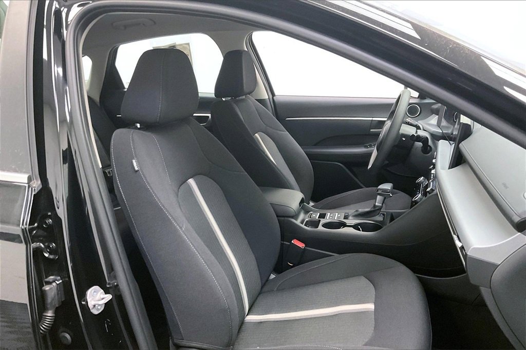 Certified 2025 Hyundai Sonata SE image 6