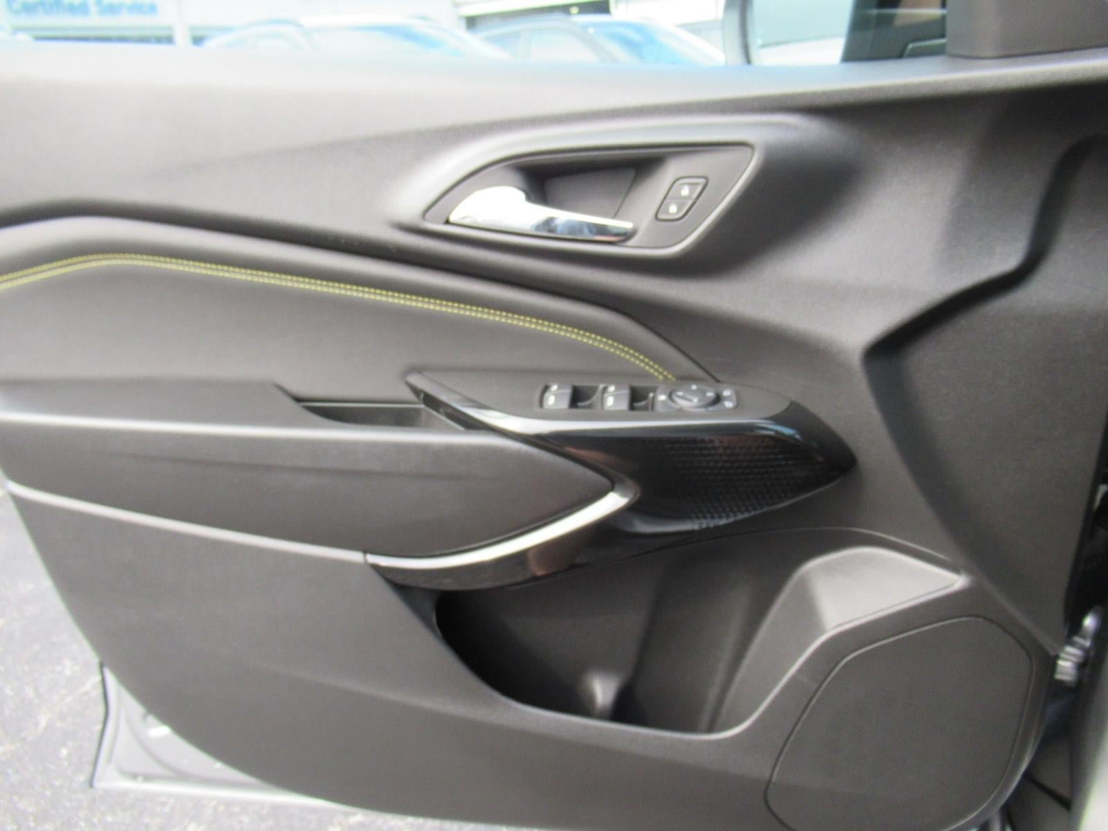 New 2026 Chevrolet Trax LT w/ Driver Confidence Package FWD image 19
