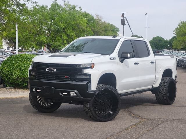 Used 2020 Chevrolet Silverado 1500 LT Trail Boss image 2