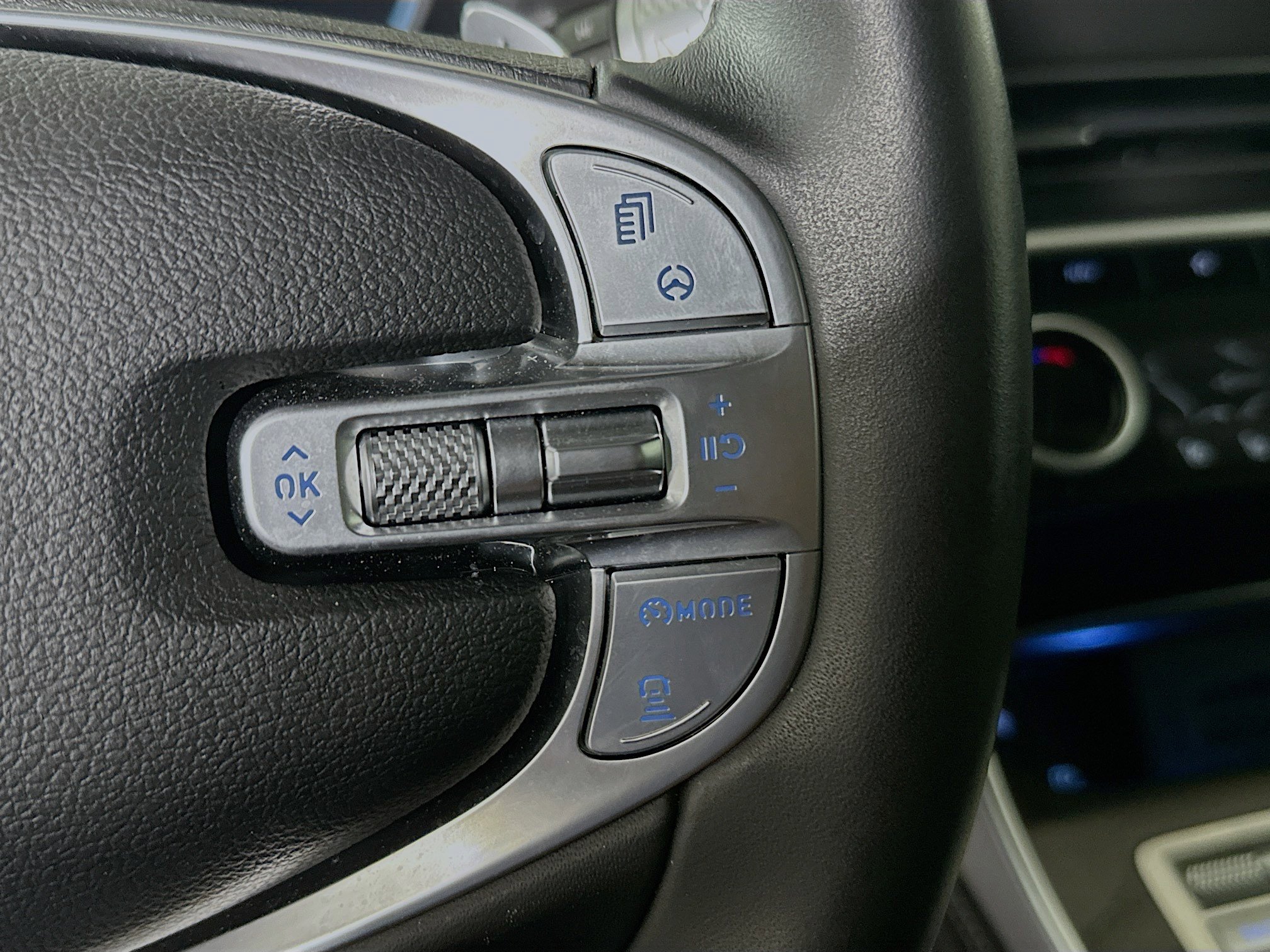 Used 2021 Genesis GV80 3.5T w/ Advanced Package 06 AWD/4WD image 17