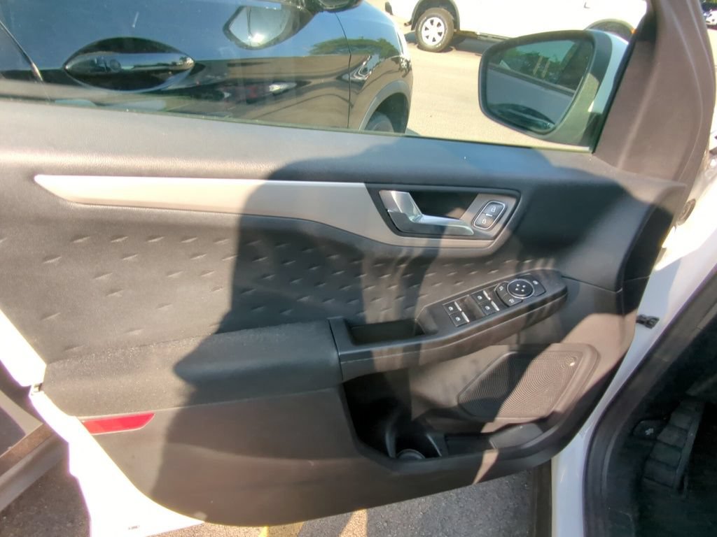 Used 2020 Ford Escape SE AWD/4WD image 8