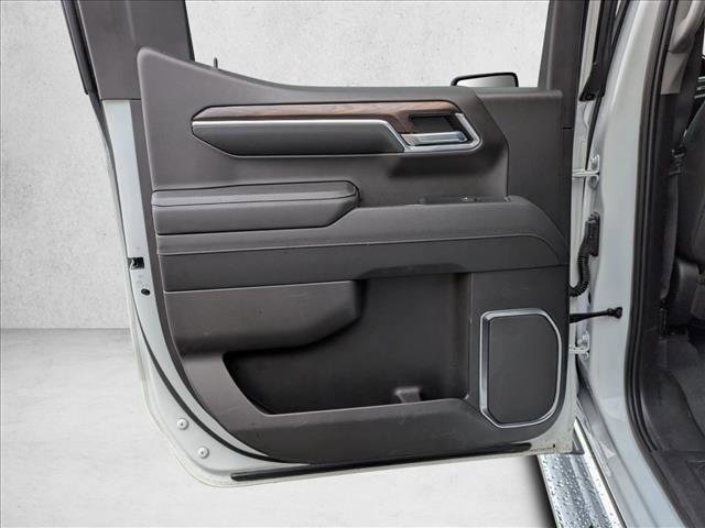 Used 2023 GMC Sierra 1500 SLT image 16