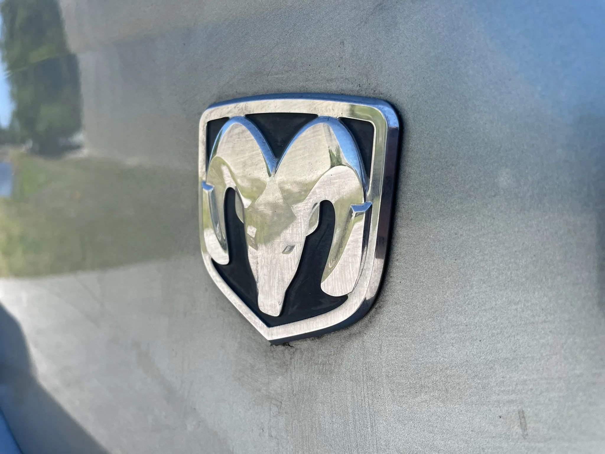 Used 2010 Dodge Avenger SXT FWD image 9