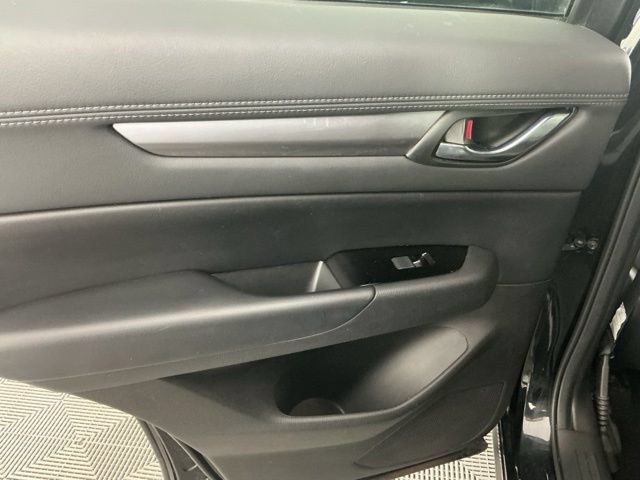 Used 2017 MAZDA CX-5 Touring w/ Preferred Equipment Package AWD/4WD image 9