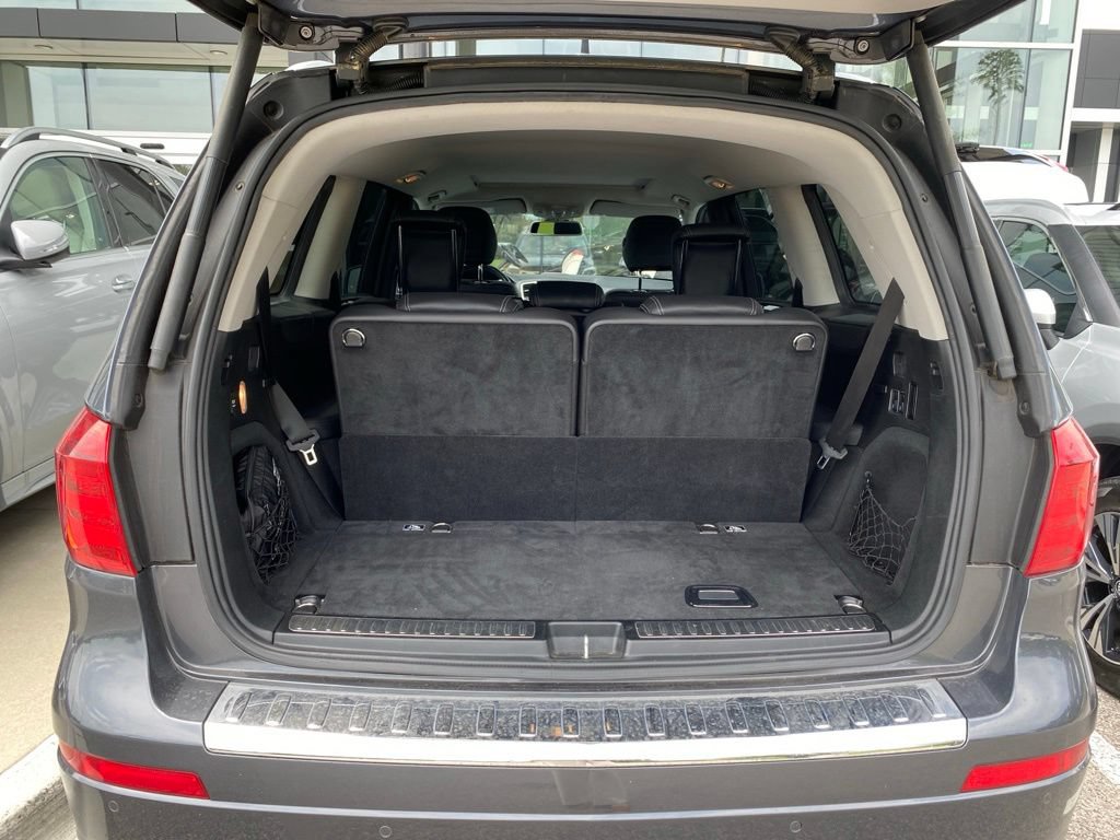 Used 2014 Mercedes-Benz GL 450 4MATIC image 9
