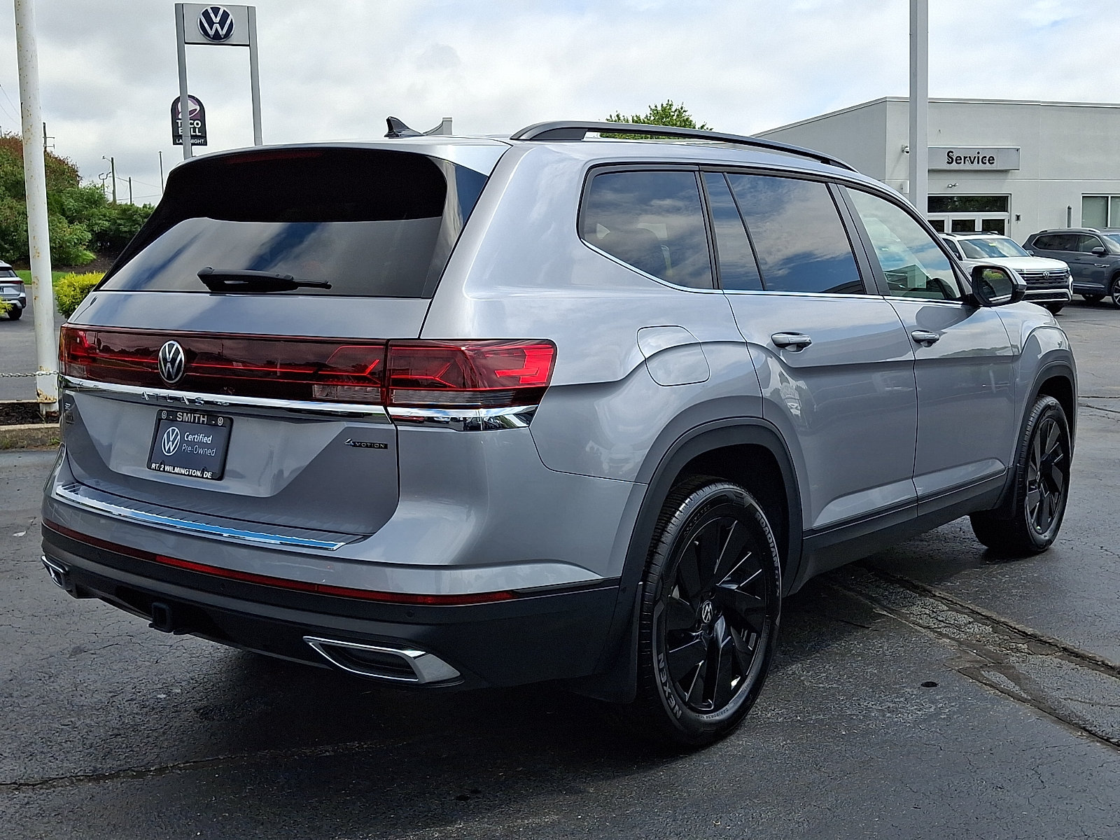 Used 2026 Volkswagen Atlas SE AWD/4WD image 6