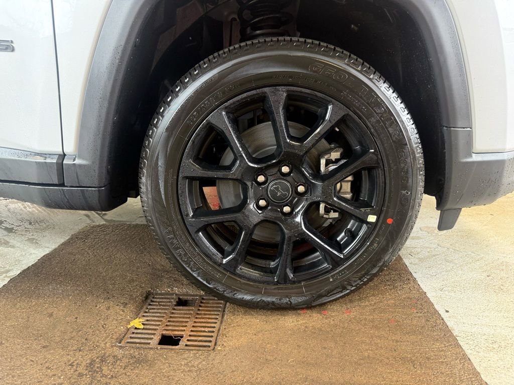 New 2026 Jeep Compass Latitude AWD/4WD image 21