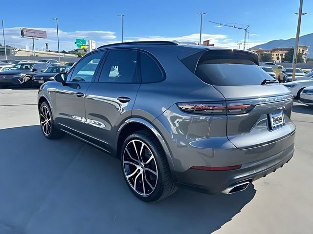 Used 2021 Porsche Cayenne AWD/4WD image 5