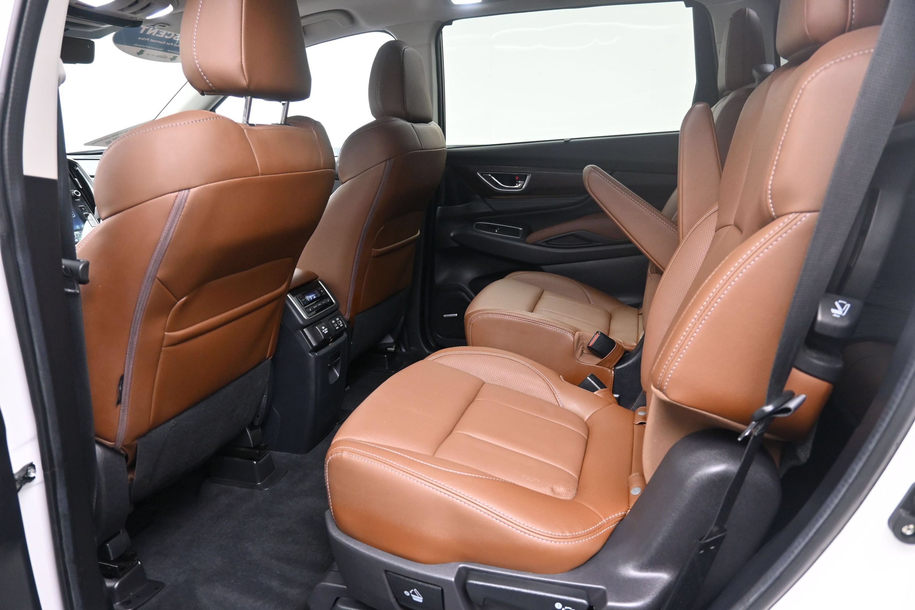 Used 2023 Subaru Ascent Touring AWD/4WD image 18