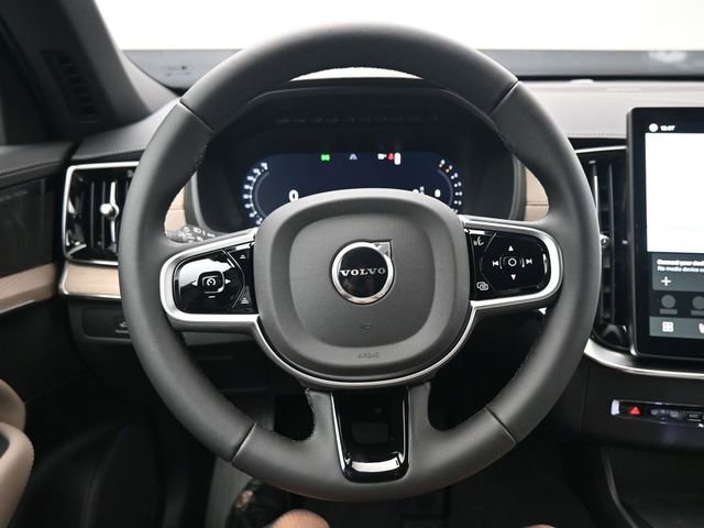 New 2026 Volvo XC90 B6 Plus w/ Protection Package Premier image 24