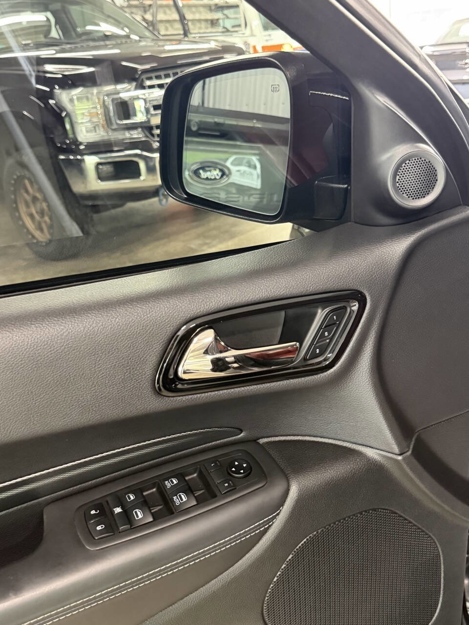 Used 2021 Dodge Durango SRT Hellcat w/ Technology Group AWD/4WD image 39