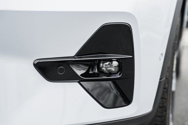 New 2026 Volvo XC40 B5 Plus w/ Protection Package Premier image 13