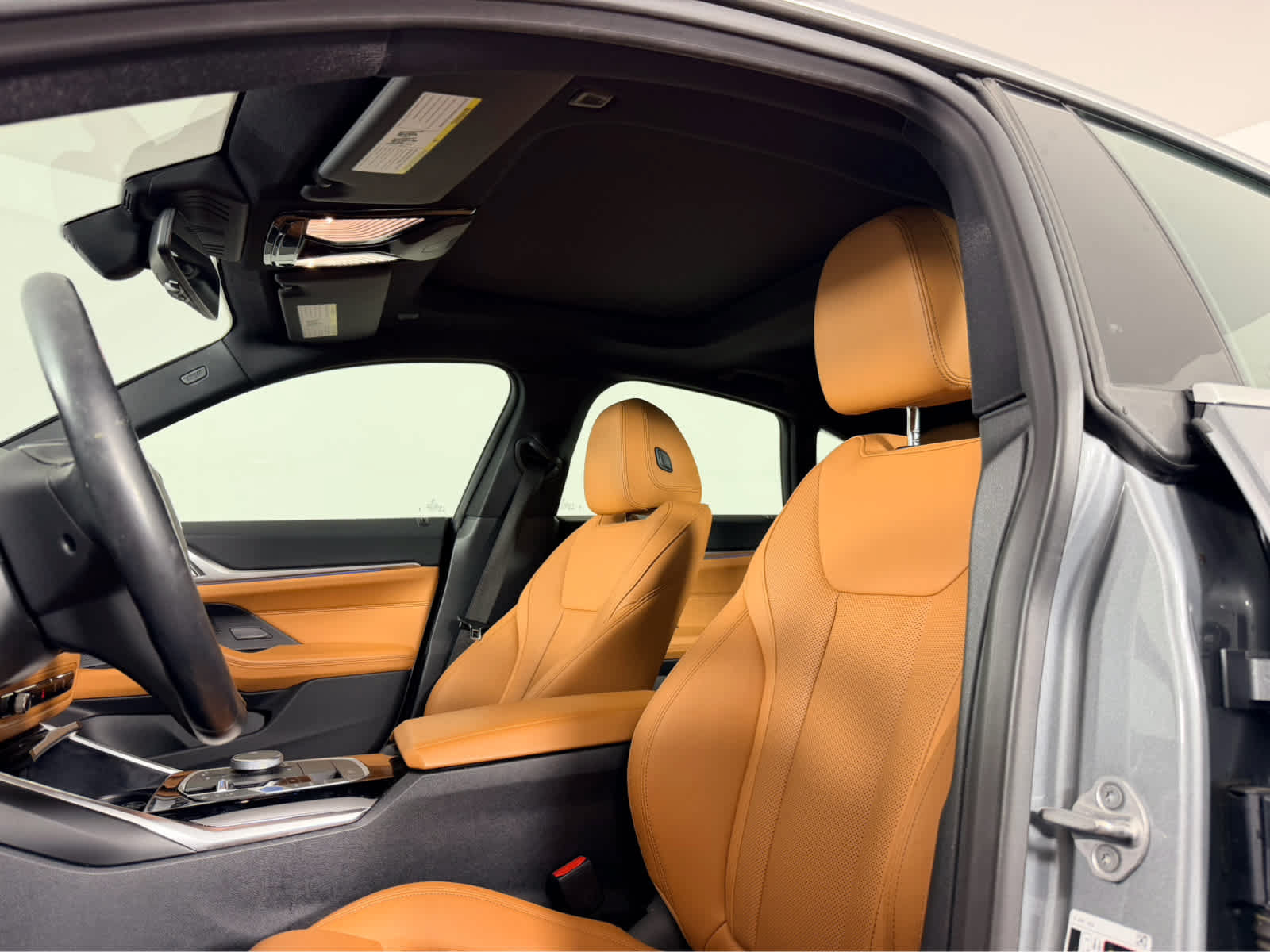 Used 2023 BMW i4 eDrive35 RWD image 10