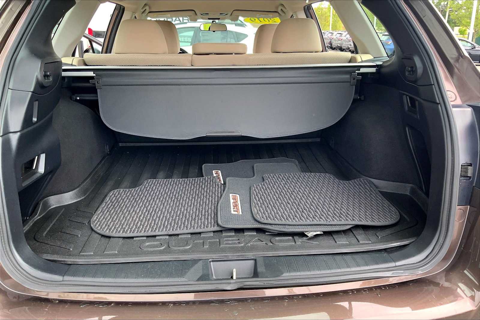 Used 2019 Subaru Outback 2.5i AWD/4WD image 34