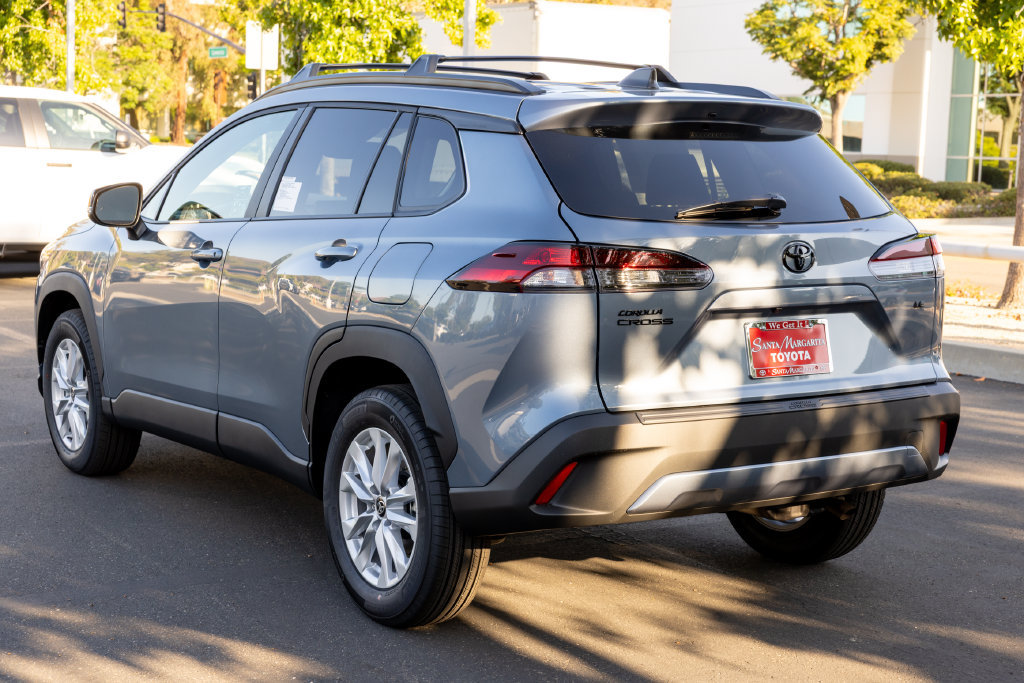 New 2026 Toyota Corolla Cross LE FWD image 7