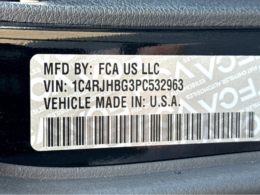 Certified 2023 Jeep Grand Cherokee Limited w/ Black Appearance Package image 25