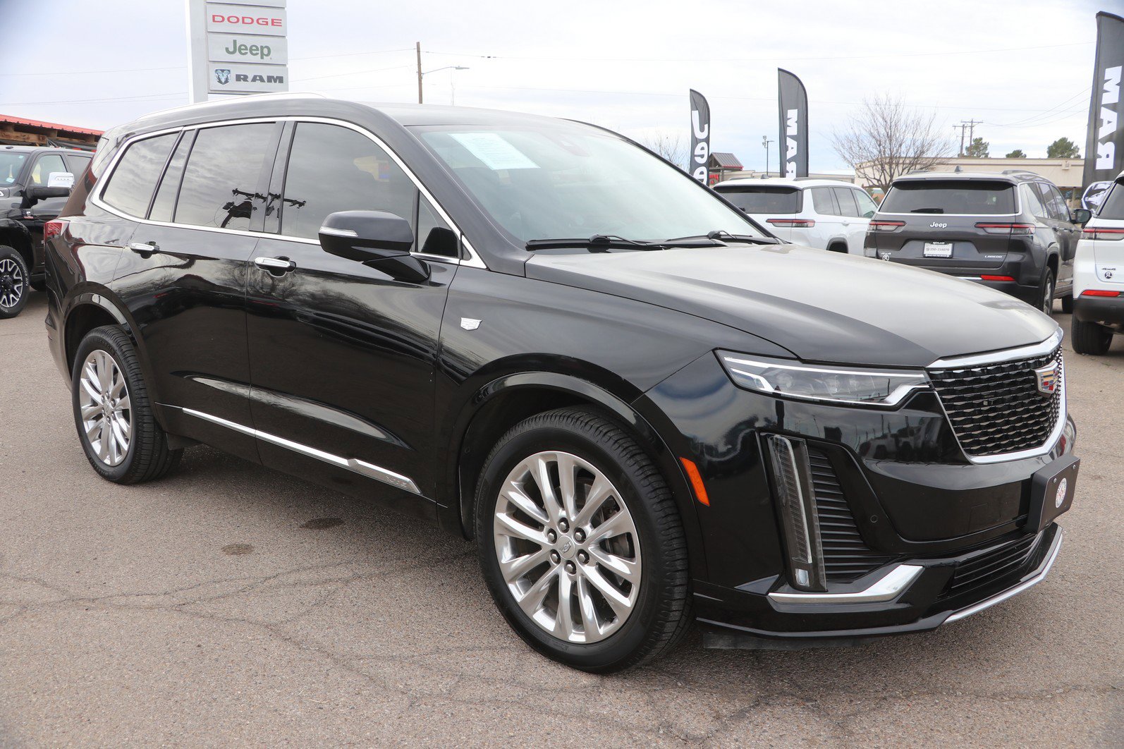 Used 2020 Cadillac XT6 Premium Luxury image 1