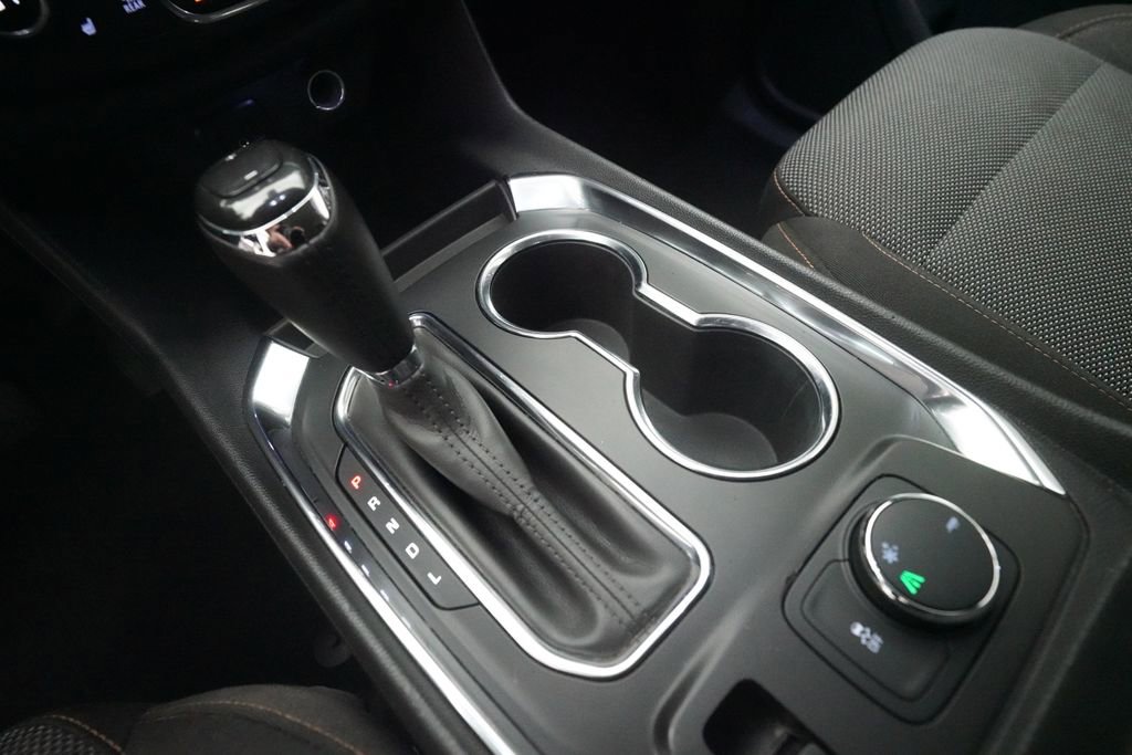 Used 2018 Chevrolet Traverse LT image 18