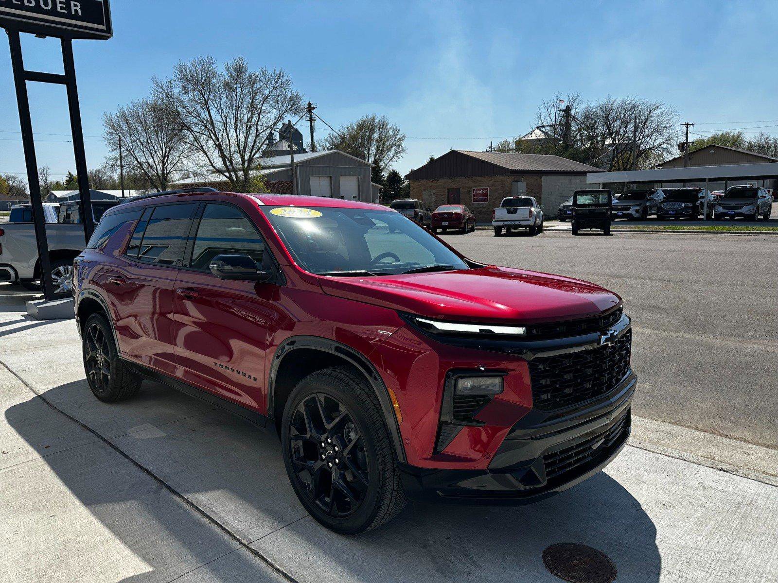 Used 2024 Chevrolet Traverse RS w/ LPO, Floor Liner Package image 6