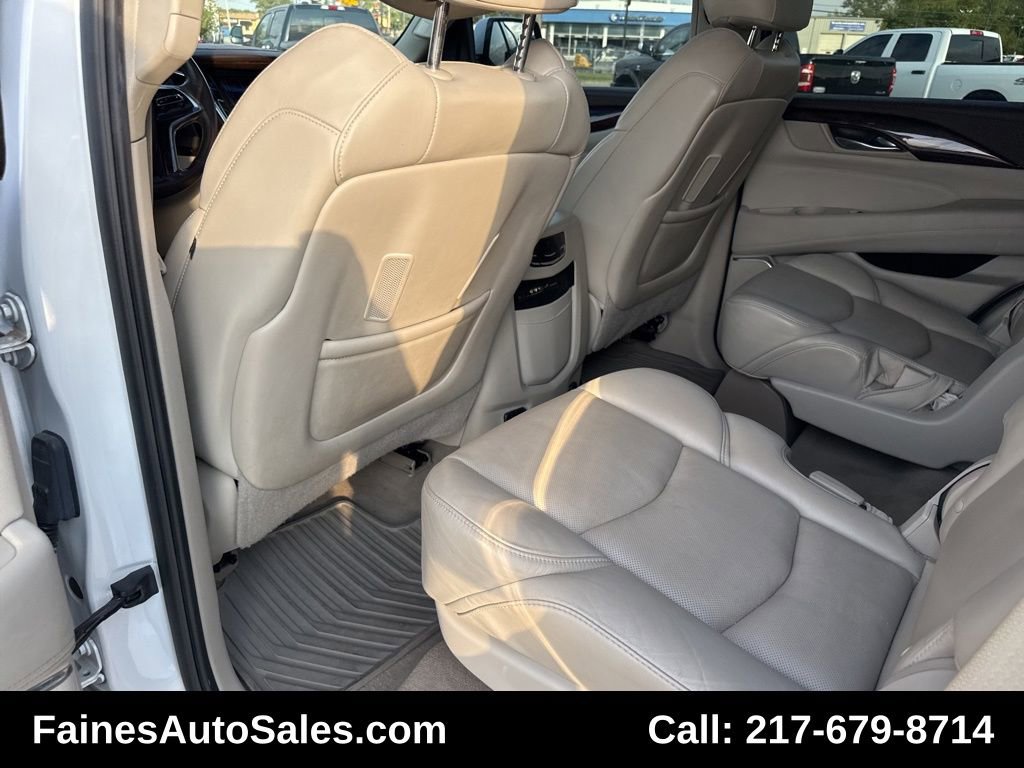 Used 2016 Cadillac Escalade Luxury image 51