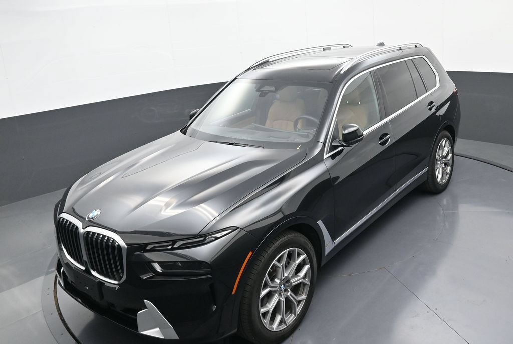 Used 2024 BMW X7 xDrive40i AWD/4WD image 34