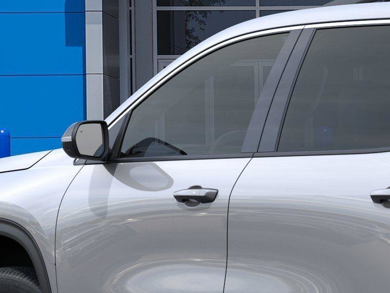 New 2026 Chevrolet Traverse LT w/ Driver Confidence Package FWD image 12