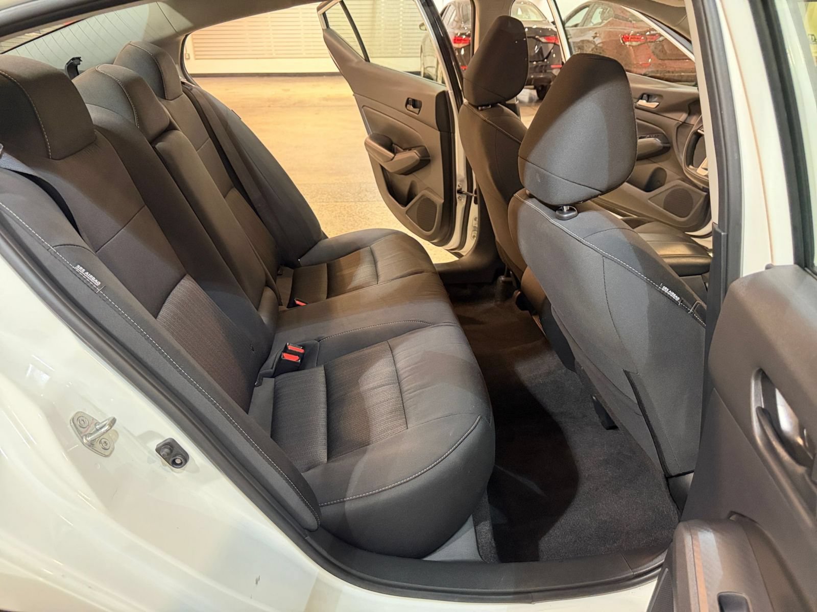 Used 2025 Nissan Altima 2.5 SV FWD image 35