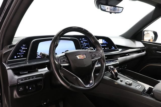 Used 2024 Cadillac Escalade ESV Sport AWD/4WD image 13