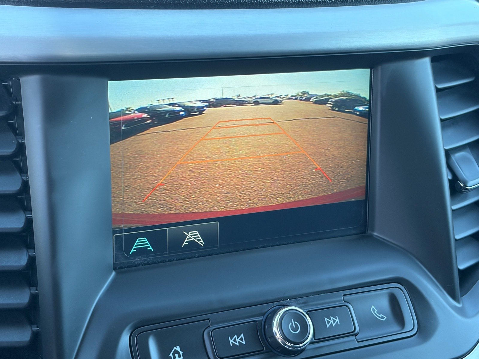 Used 2018 GMC Acadia SLE FWD image 21