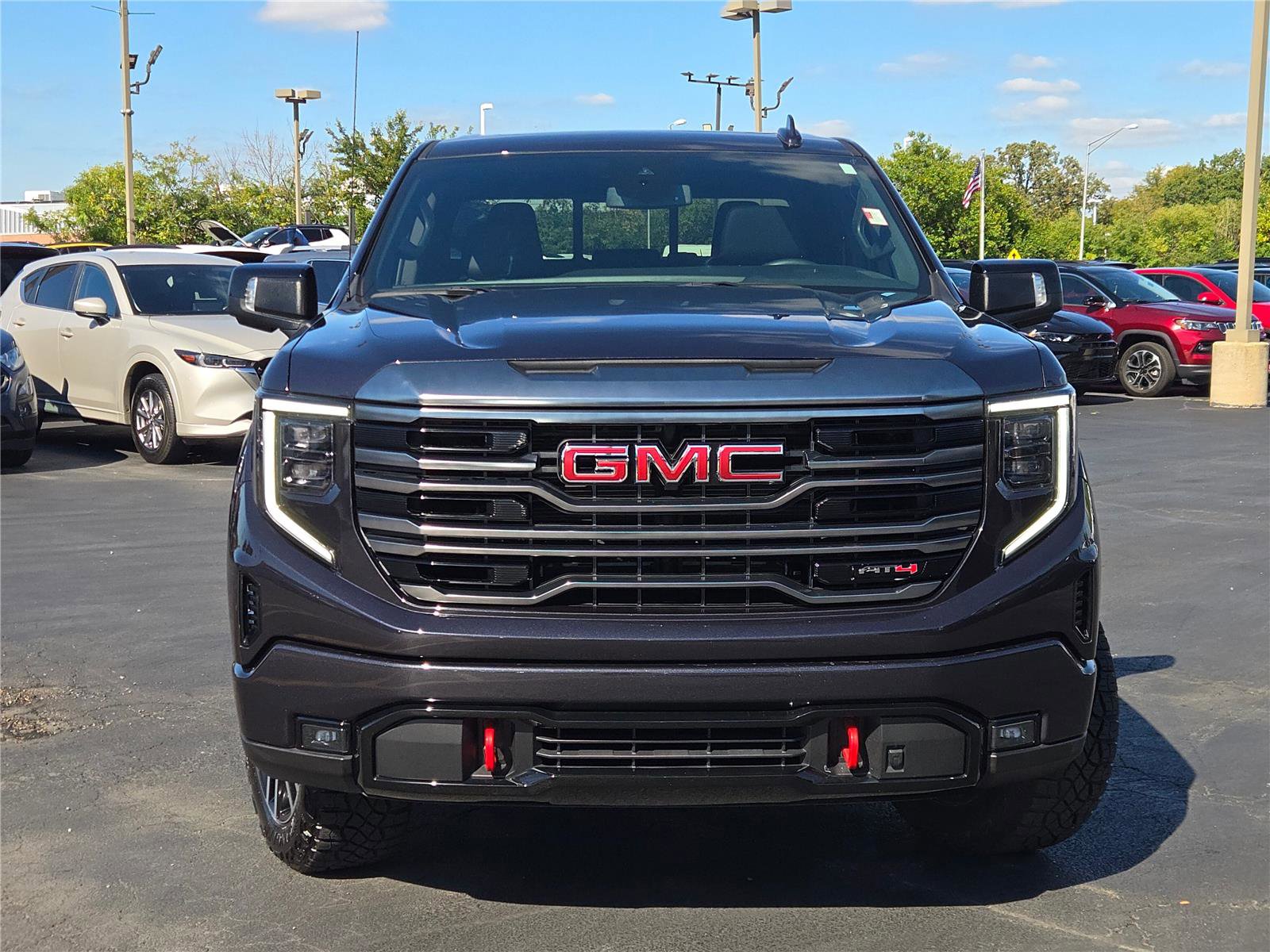 Used 2022 GMC Sierra 1500 AT4 w/ AT4 Preferred Package image 4