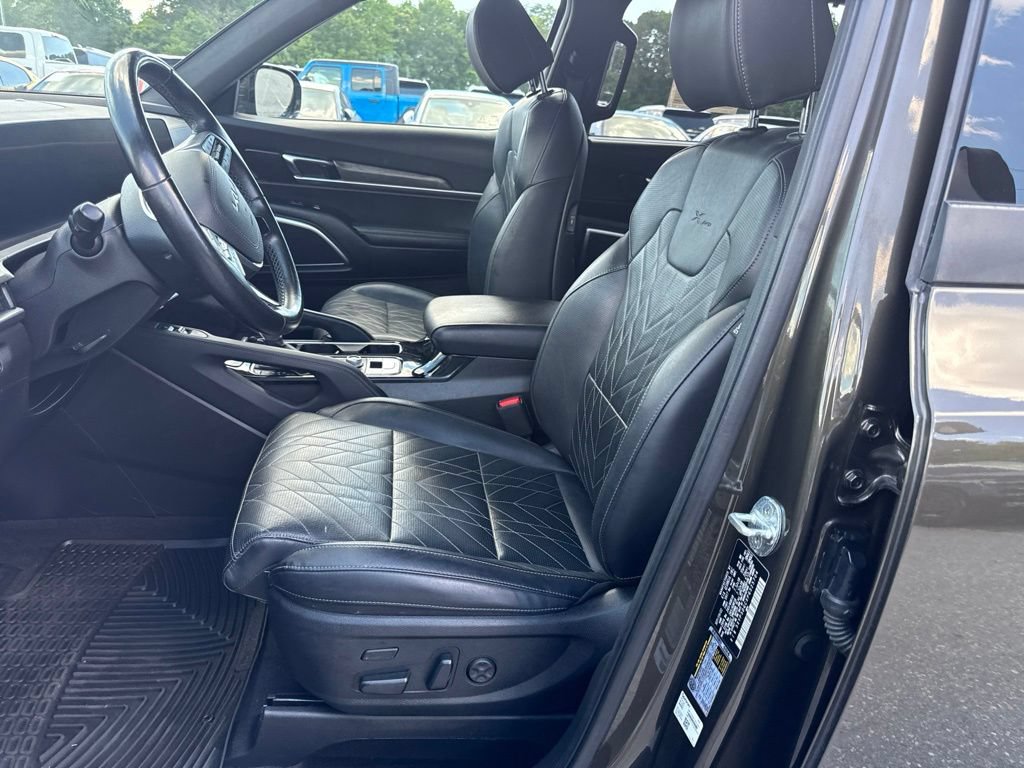 Used 2023 Kia Telluride SX Prestige X-Pro AWD/4WD image 3