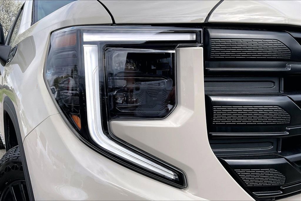 New 2026 GMC Sierra 1500 Pro w/ Graphite Edition image 15