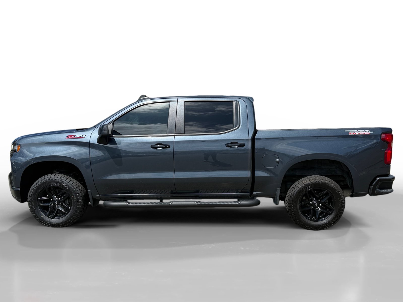Used 2021 Chevrolet Silverado 1500 LT Trail Boss AWD/4WD image 2
