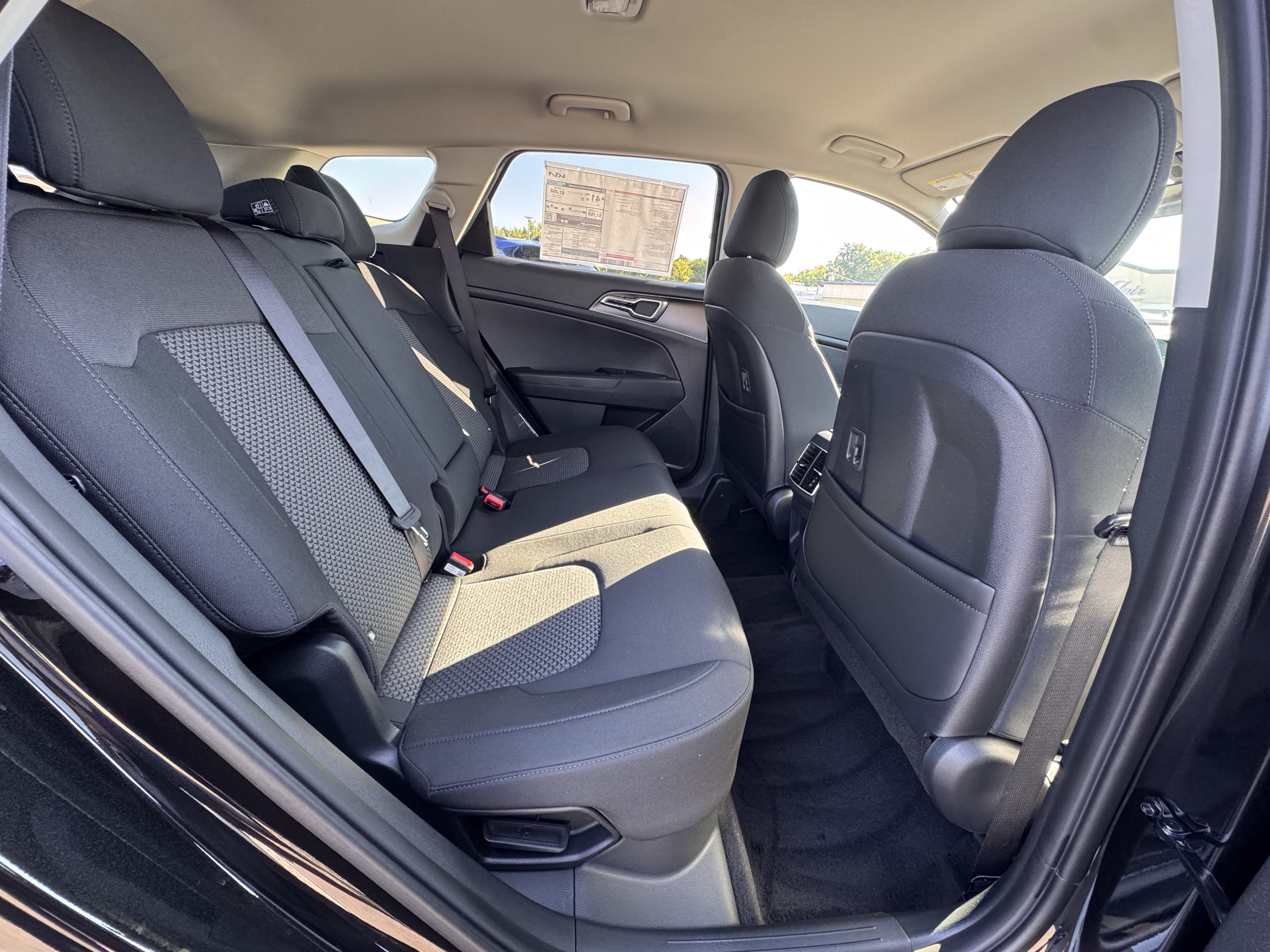 New 2027 Kia Sportage S FWD image 17