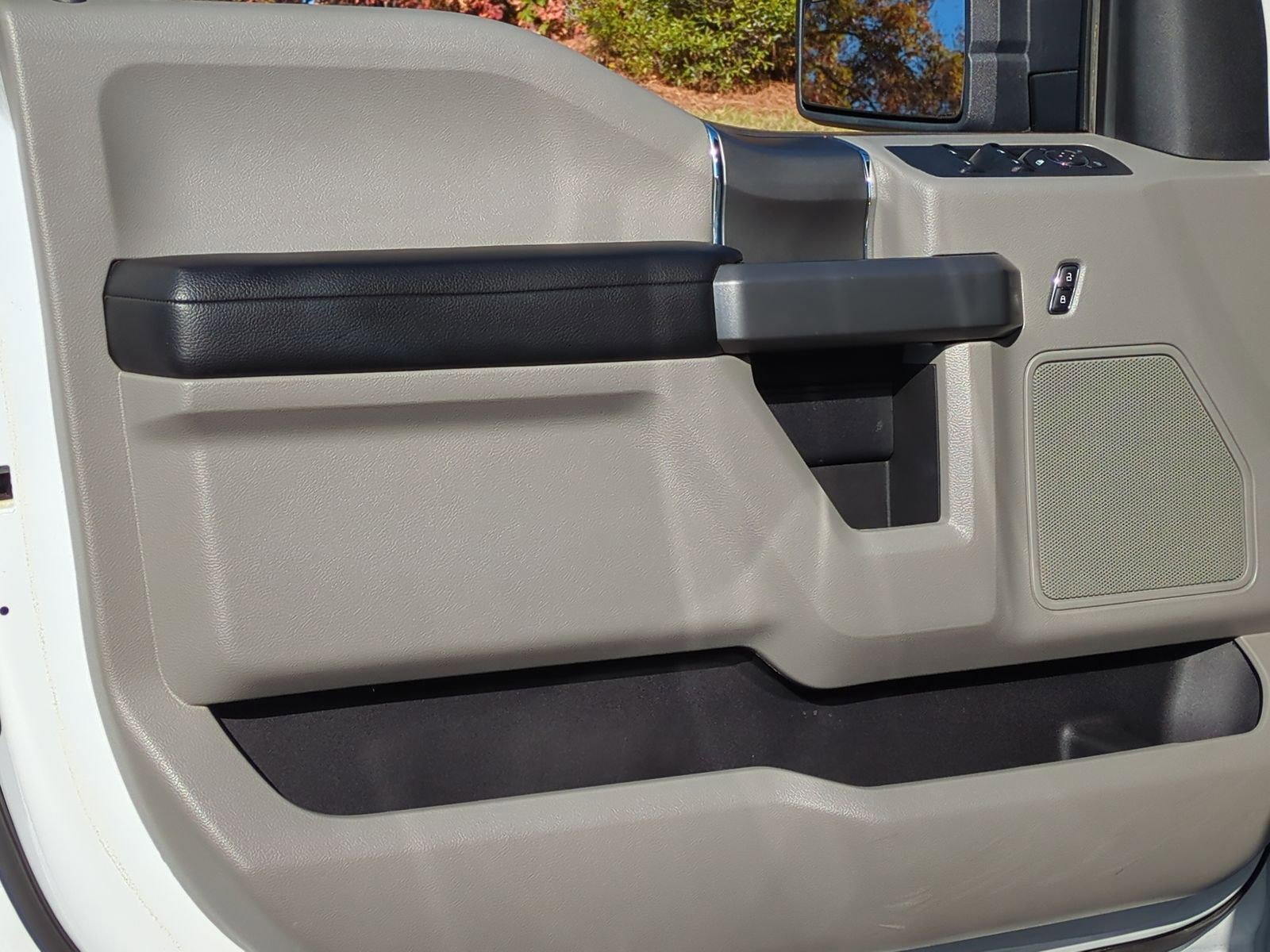 Used 2018 Ford F150 XLT w/ Equipment Group 301A Mid image 14