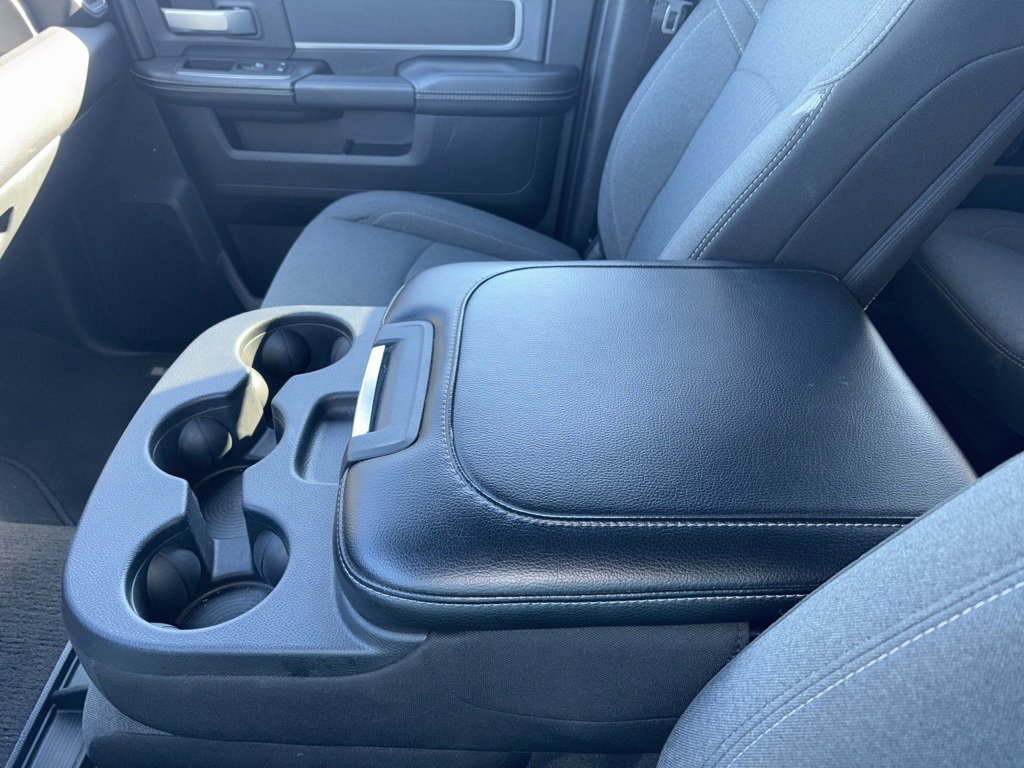 Used 2024 RAM 2500 Big Horn w/ Sport Appearance Package image 20