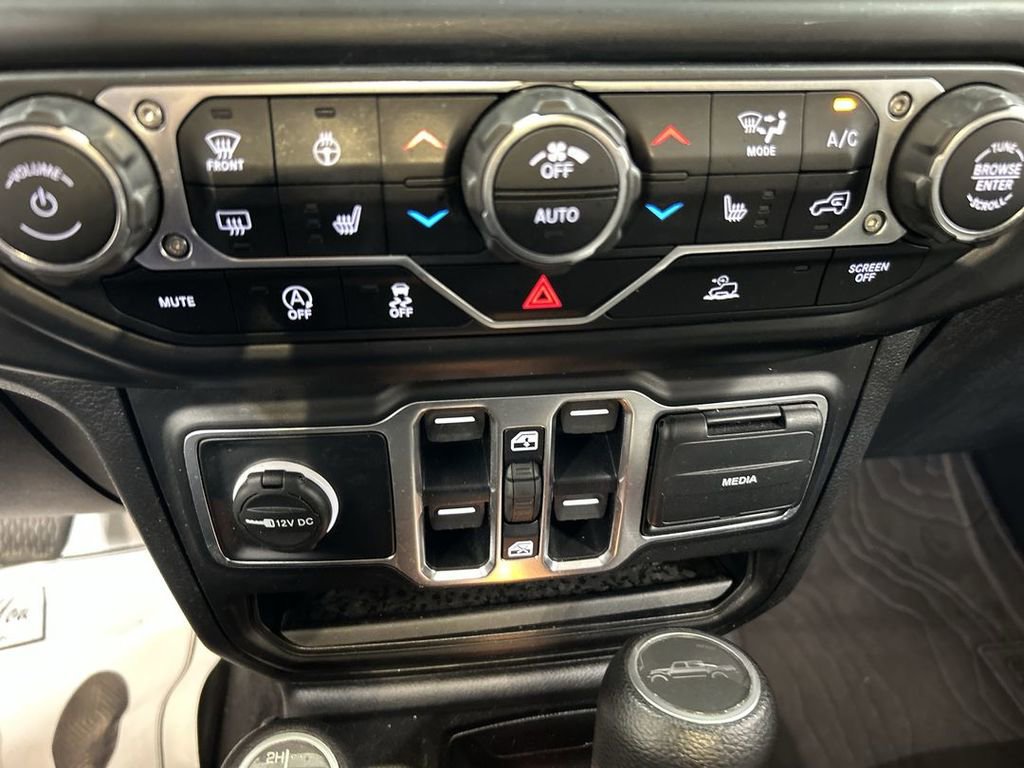 Used 2020 Jeep Gladiator Sport w/ Quick Order Package 24S AWD/4WD image 16