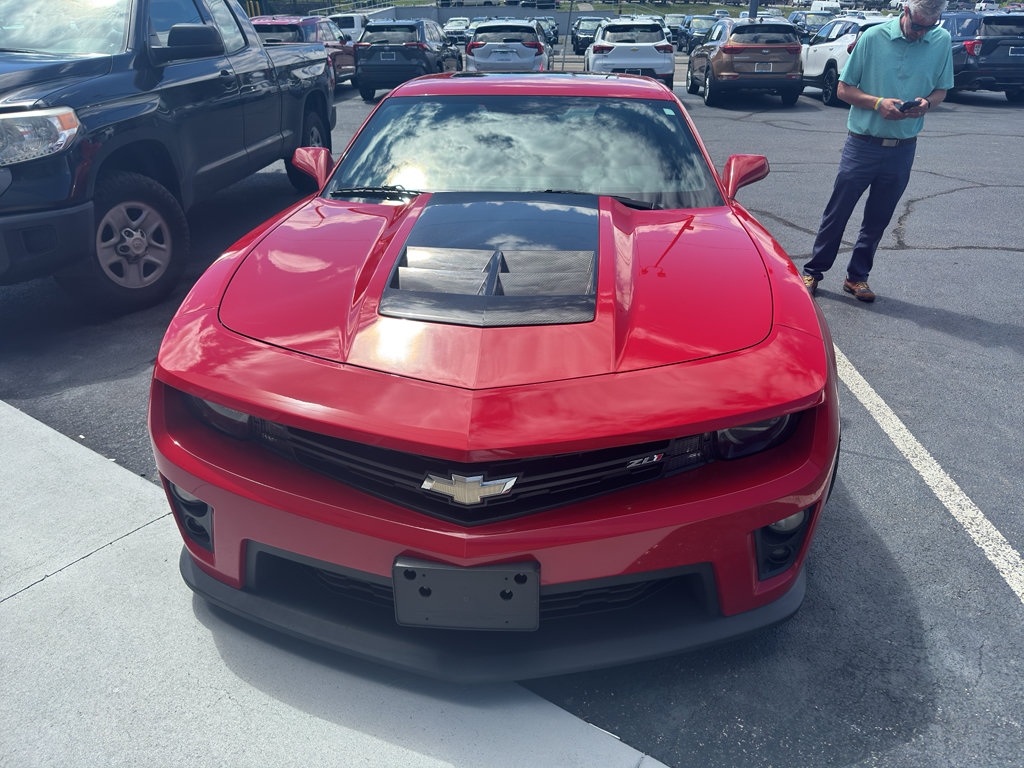 Used 2012 Chevrolet Camaro ZL1 RWD image 2
