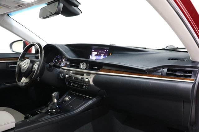 Used 2017 Lexus ES 350 w/ Premium Package FWD image 16