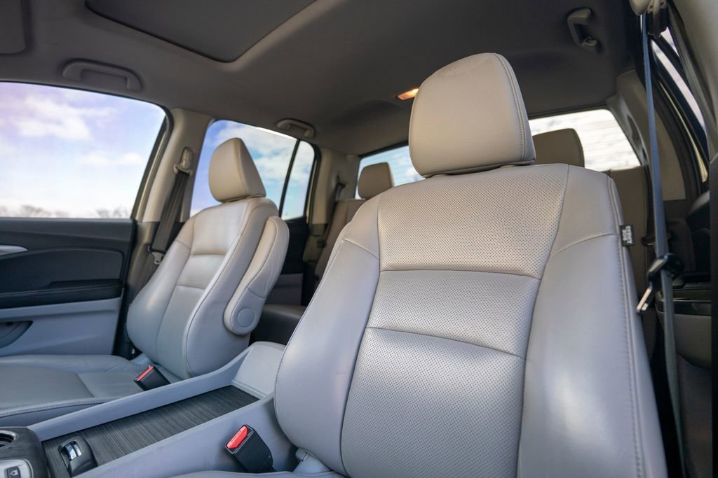 Used 2019 Honda Ridgeline RTL image 6