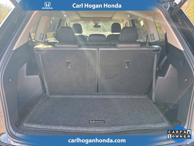 Used 2025 Volkswagen Atlas Peak Edition SE image 10