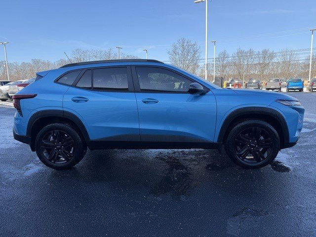 Used 2025 Chevrolet Trax ACTIV w/ Driver Confidence Package image 8