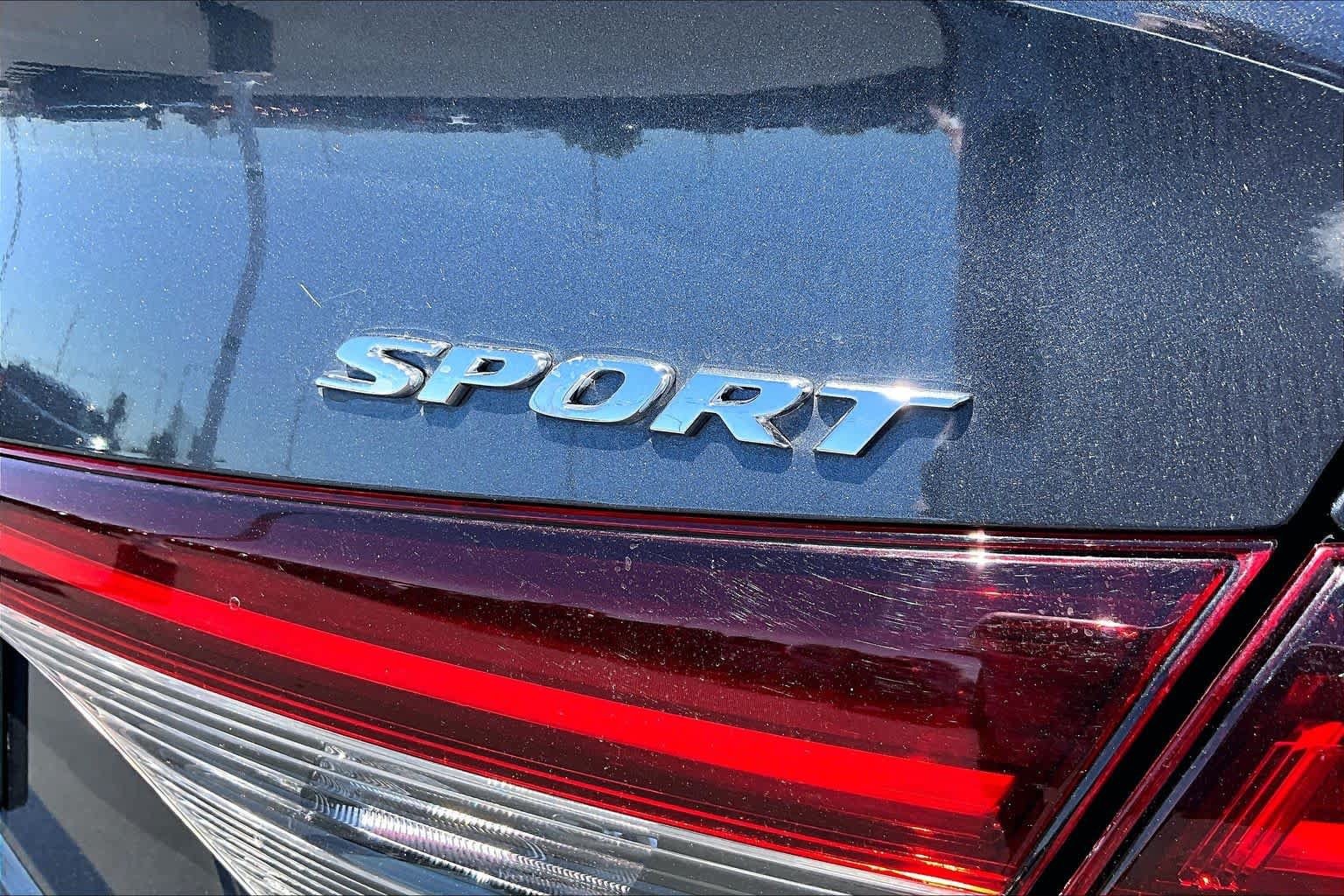 Used 2025 Honda Civic Sport image 9