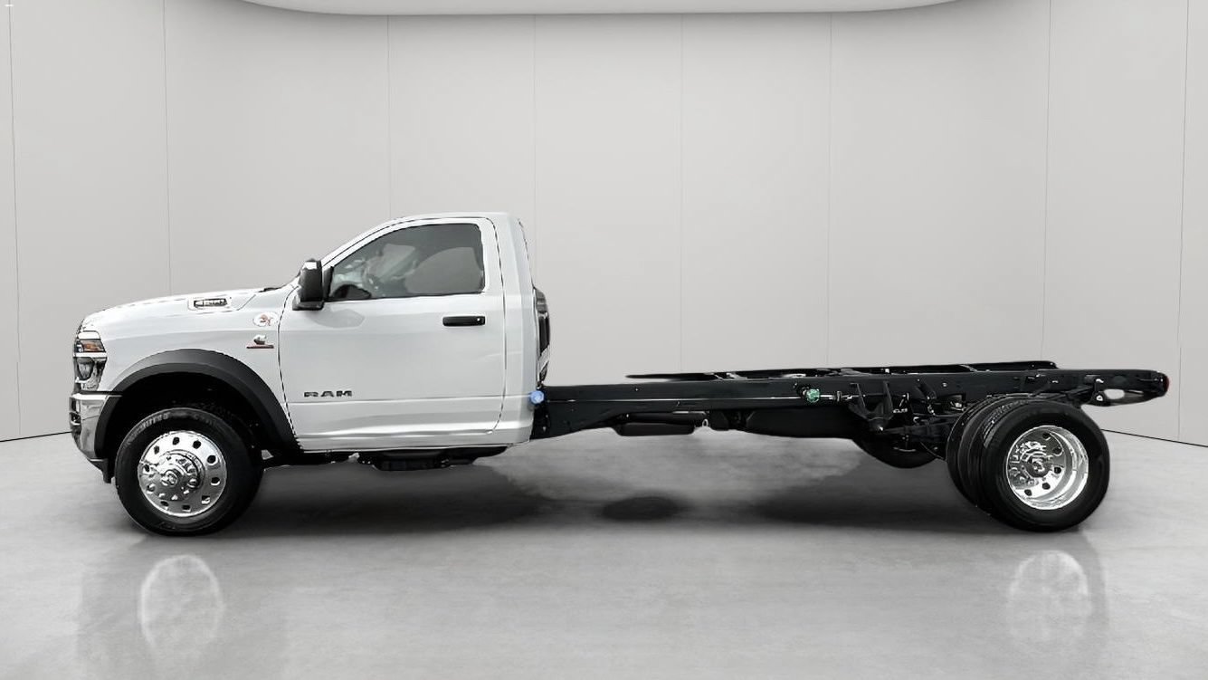 New 2025 RAM 5500 2WD Regular Cab image 5