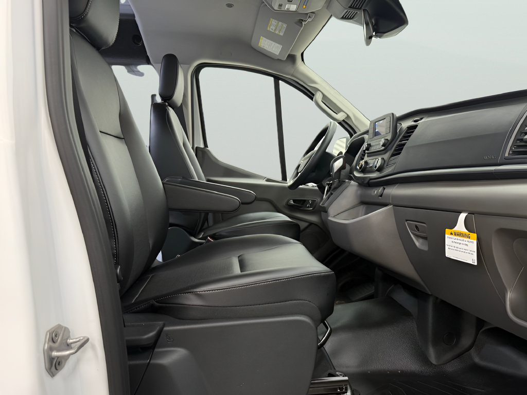 Used 2024 Ford Transit 150 Low Roof RWD image 21