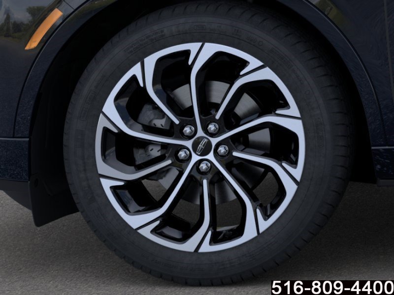 Used 2025 Lincoln Nautilus Reserve AWD/4WD image 20