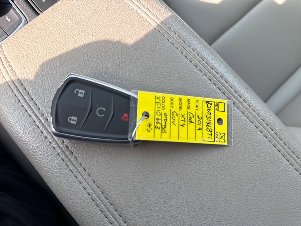 Used 2019 Cadillac XT4 Luxury w/ Cold Weather Package image 38